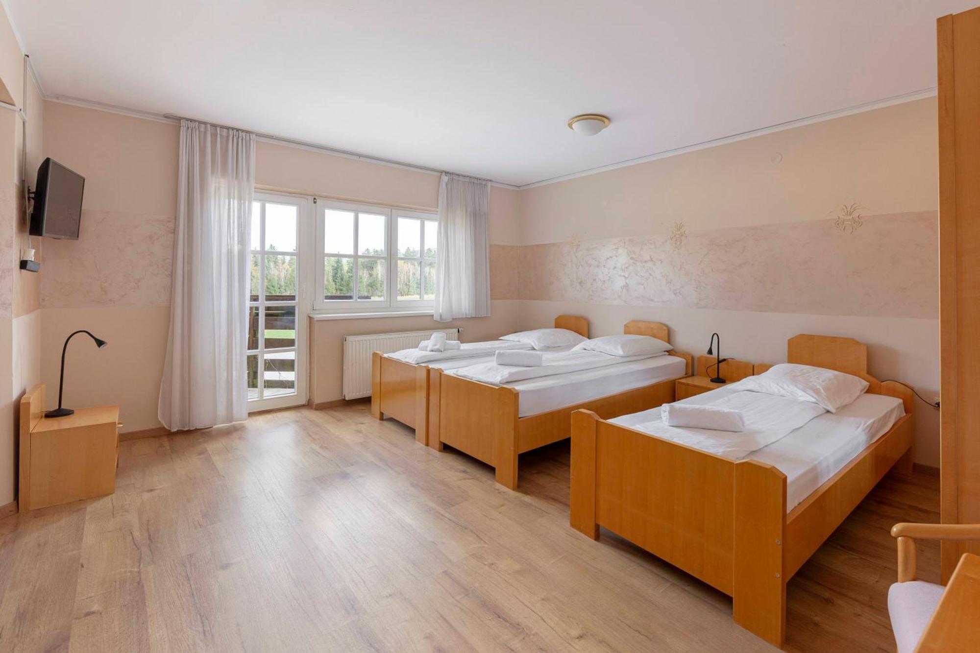 Hotel Burger Venise Recica ob Savinji ภายนอก รูปภาพ
