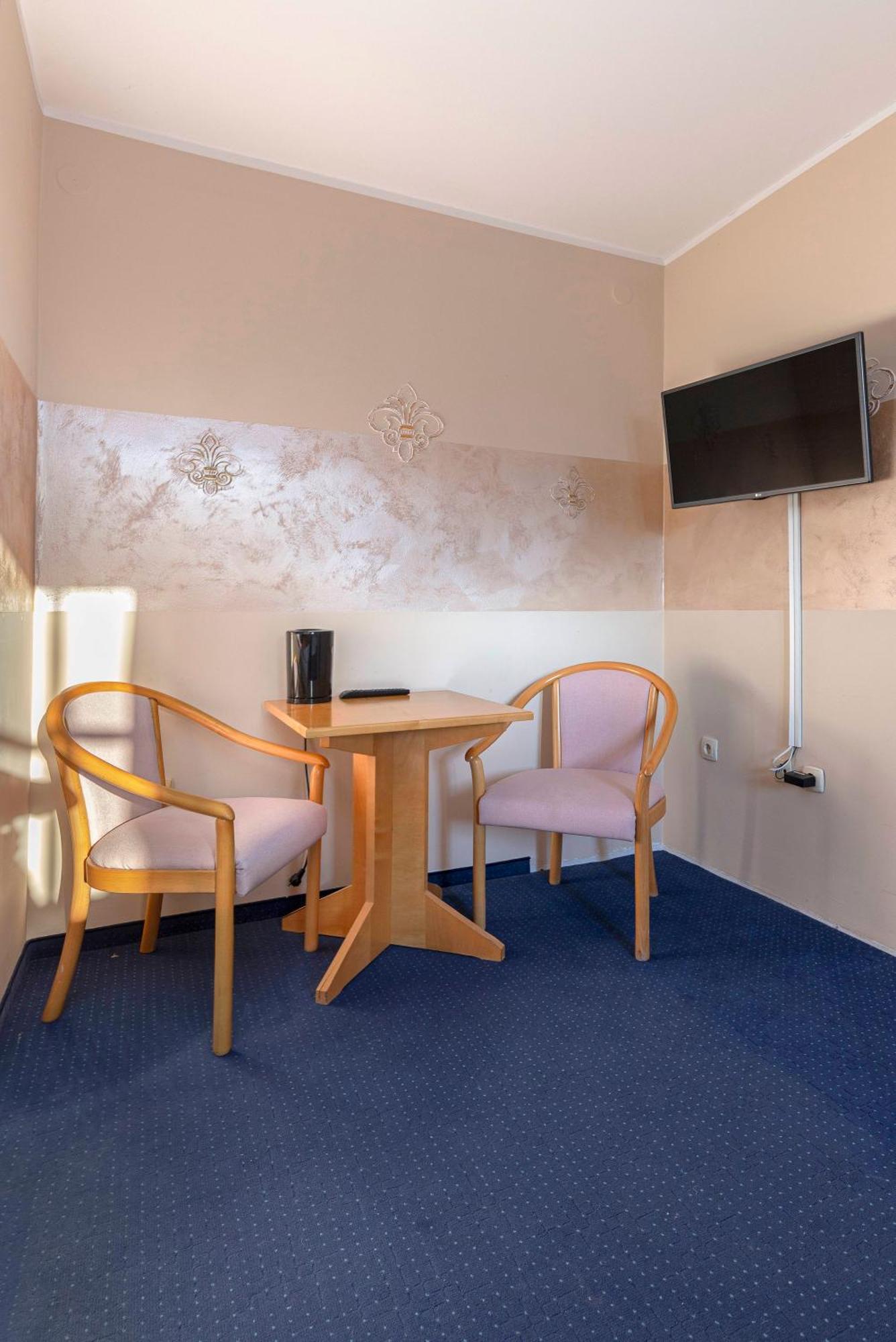 Hotel Burger Venise Recica ob Savinji ภายนอก รูปภาพ